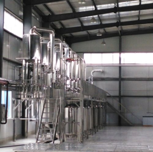 仝莫植物精油提取機 專業蒸餾設備制造引領水資源專用機械新風尚